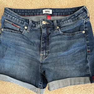 Tommy Hilfiger Women's Dark Blue Denim Cuffed Shorts